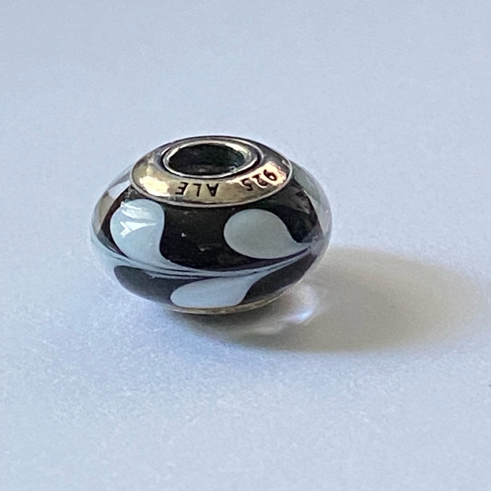 Pandora Retired Murano Glass Black and White Charm